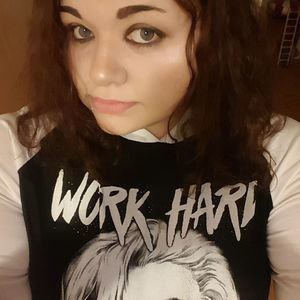 Meet your Posher, Kay